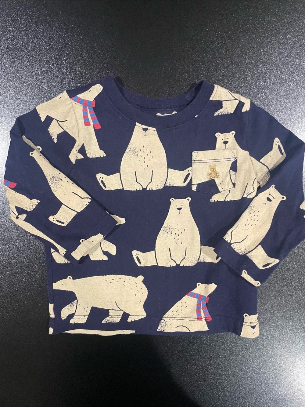 GAP Navy Long-Sleeve Shirt with Polar Bear Print. Fits 18-24 mo. 🐻❄️ 🧣